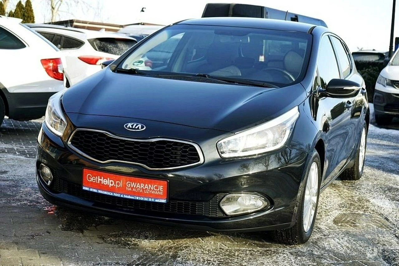 Kia Ceed - Zdjęcie 9