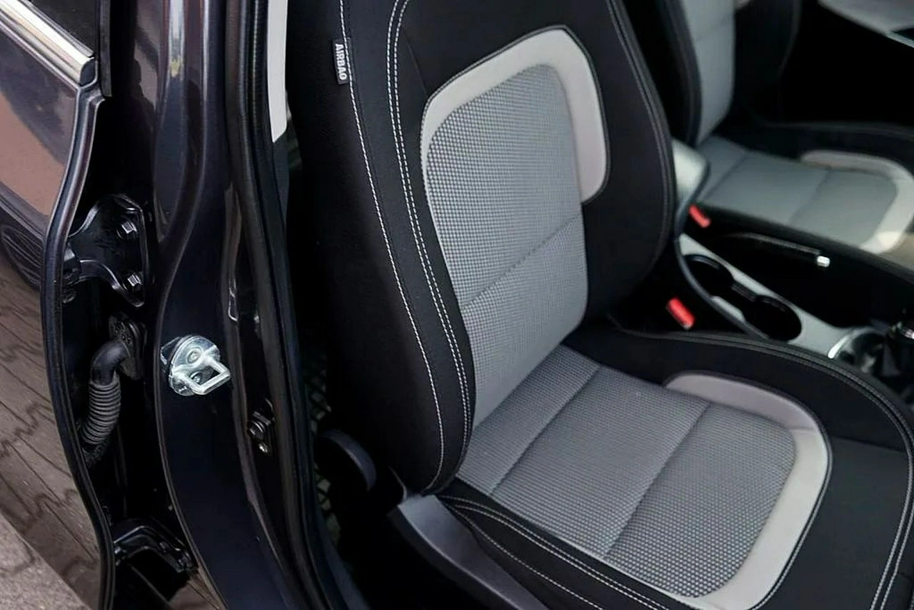 Kia Ceed - Zdjęcie 11