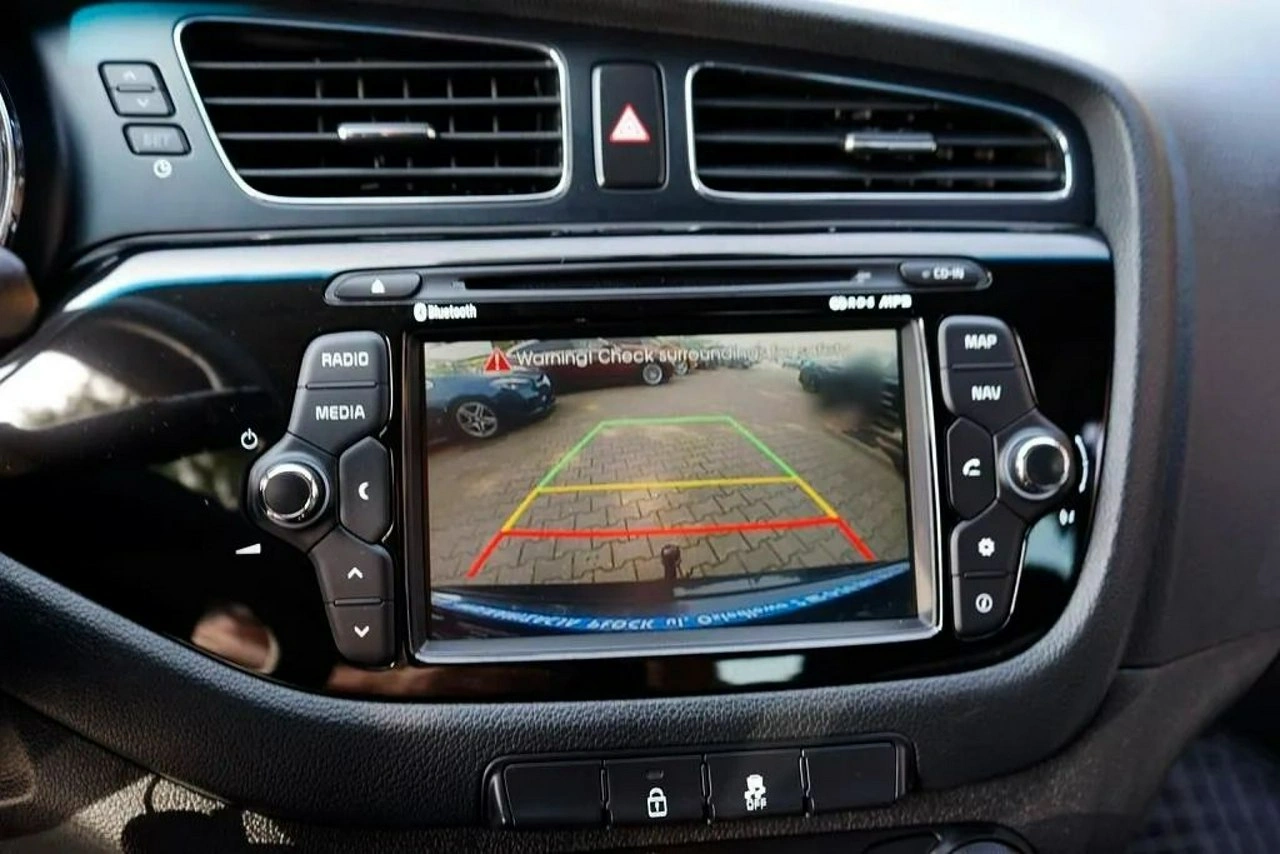 Kia Ceed - Zdjęcie 21