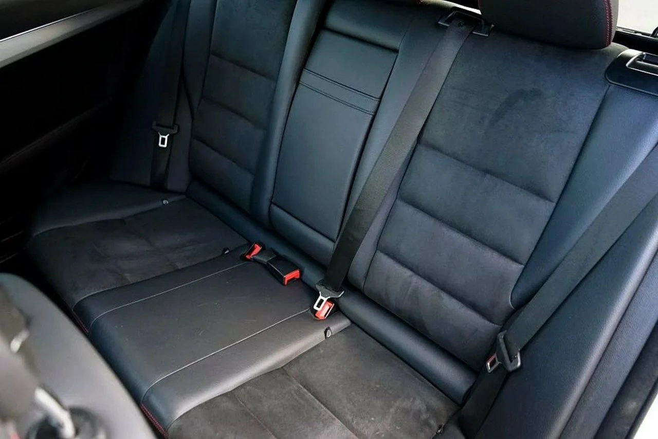 Mercedes C 200 - Zdjęcie 23