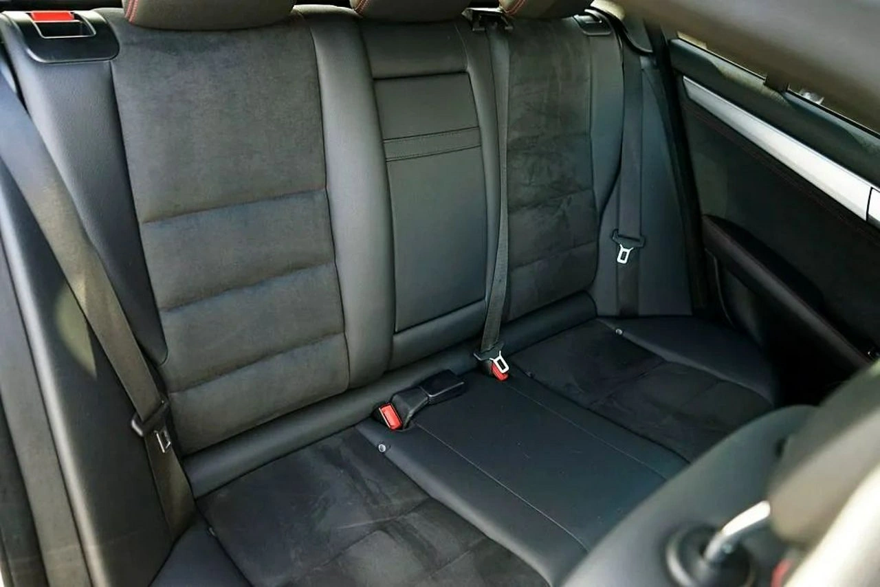 Mercedes C 200 - Zdjęcie 24