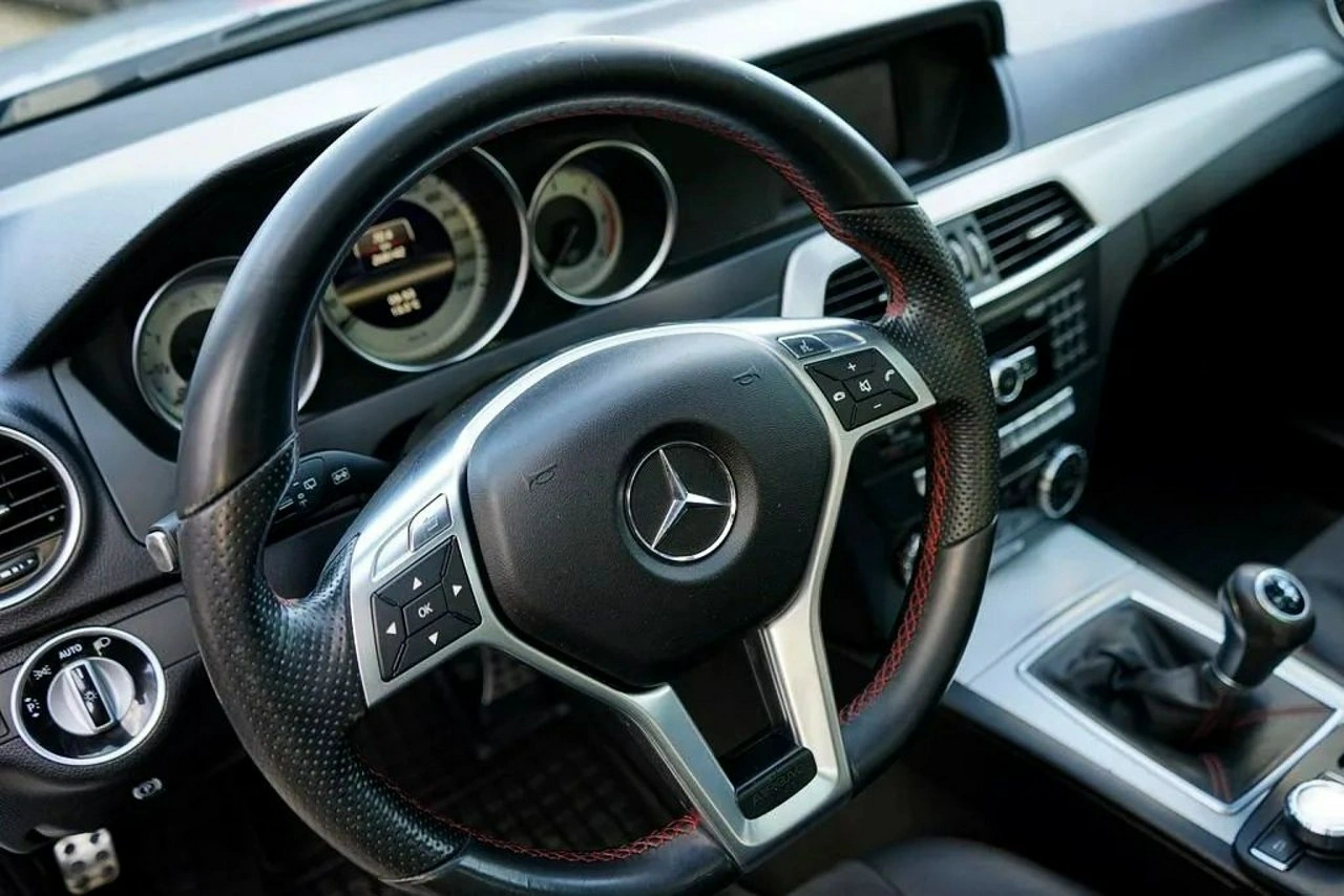 Mercedes C 200 - Zdjęcie 27