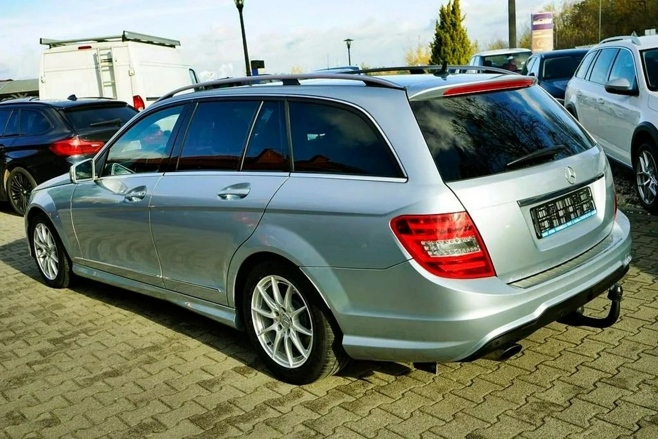 Mercedes C 200 - Zdjęcie 2