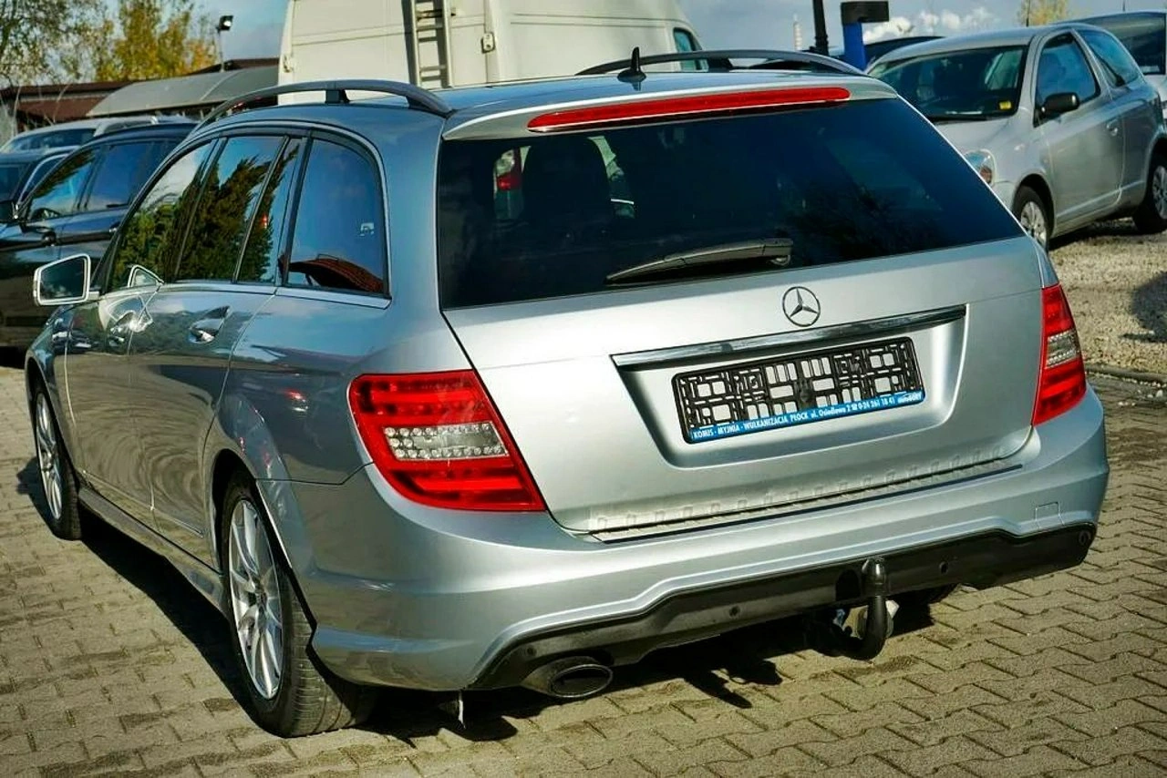 Mercedes C 200 - Zdjęcie 3