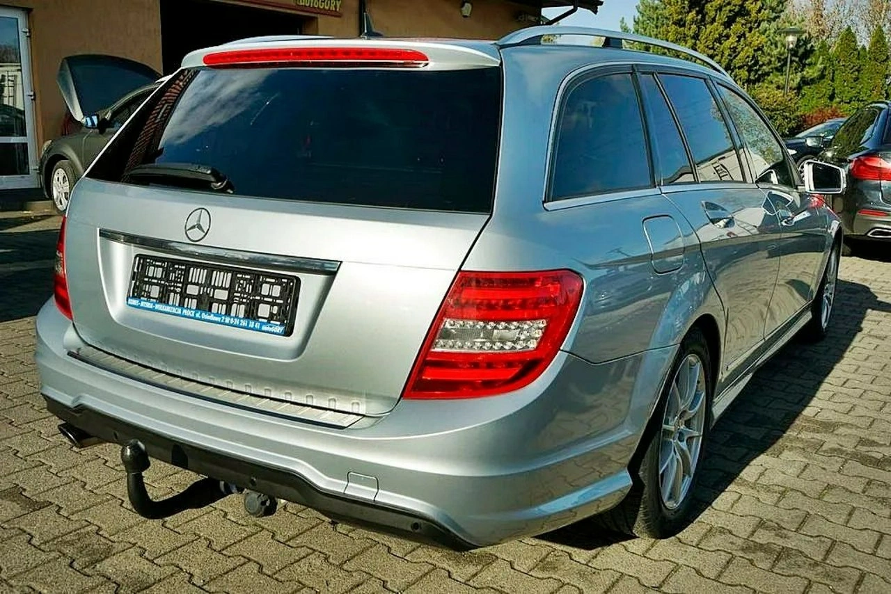 Mercedes C 200 - Zdjęcie 5