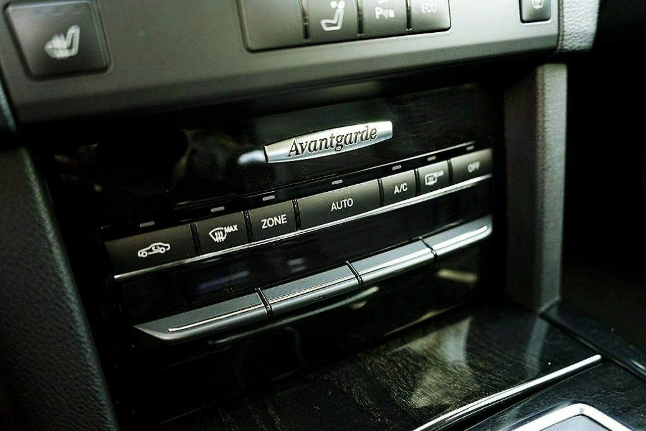 Mercedes E 220 - Zdjęcie 31