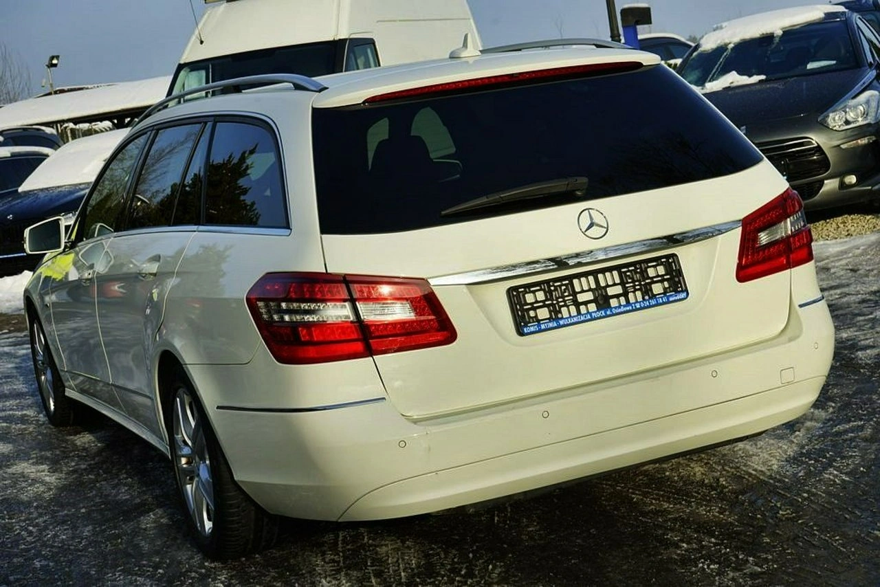 Mercedes E 220 - Zdjęcie 3