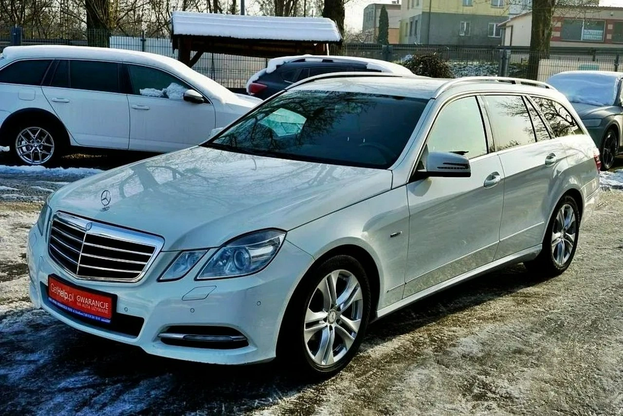 Mercedes E 220 - Zdjęcie 8