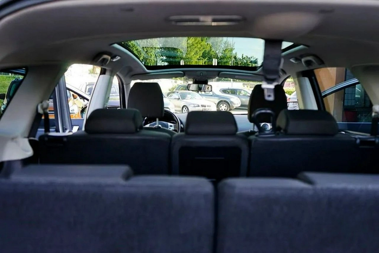 Nissan Qashqai+2 - Zdjęcie 17