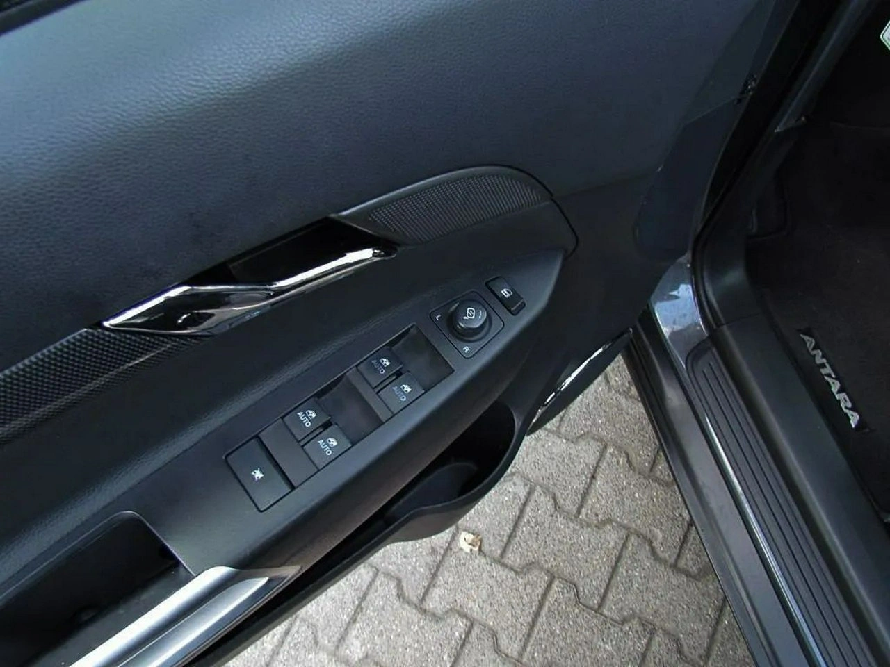 Opel Antara - Zdjęcie 15