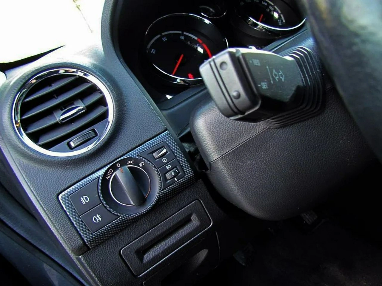 Opel Antara - Zdjęcie 22