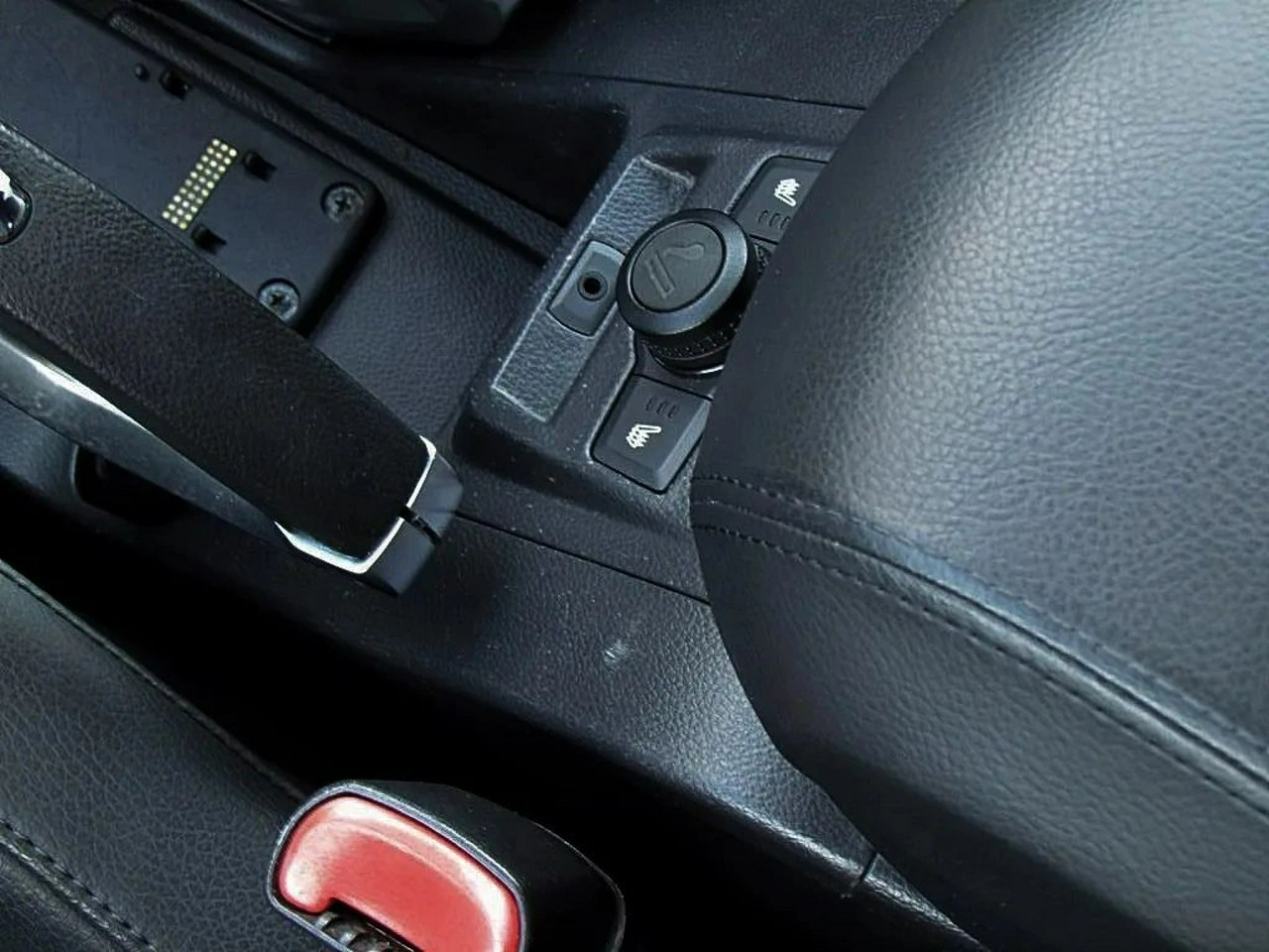 Opel Antara - Zdjęcie 28