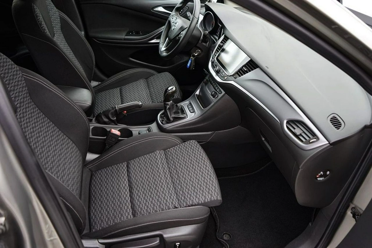 Opel Astra - Zdjęcie 15