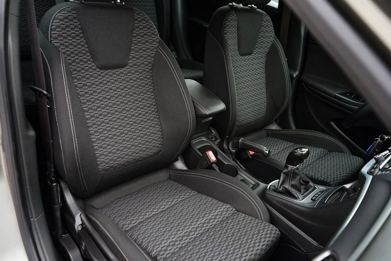 Opel Astra - Zdjęcie 17