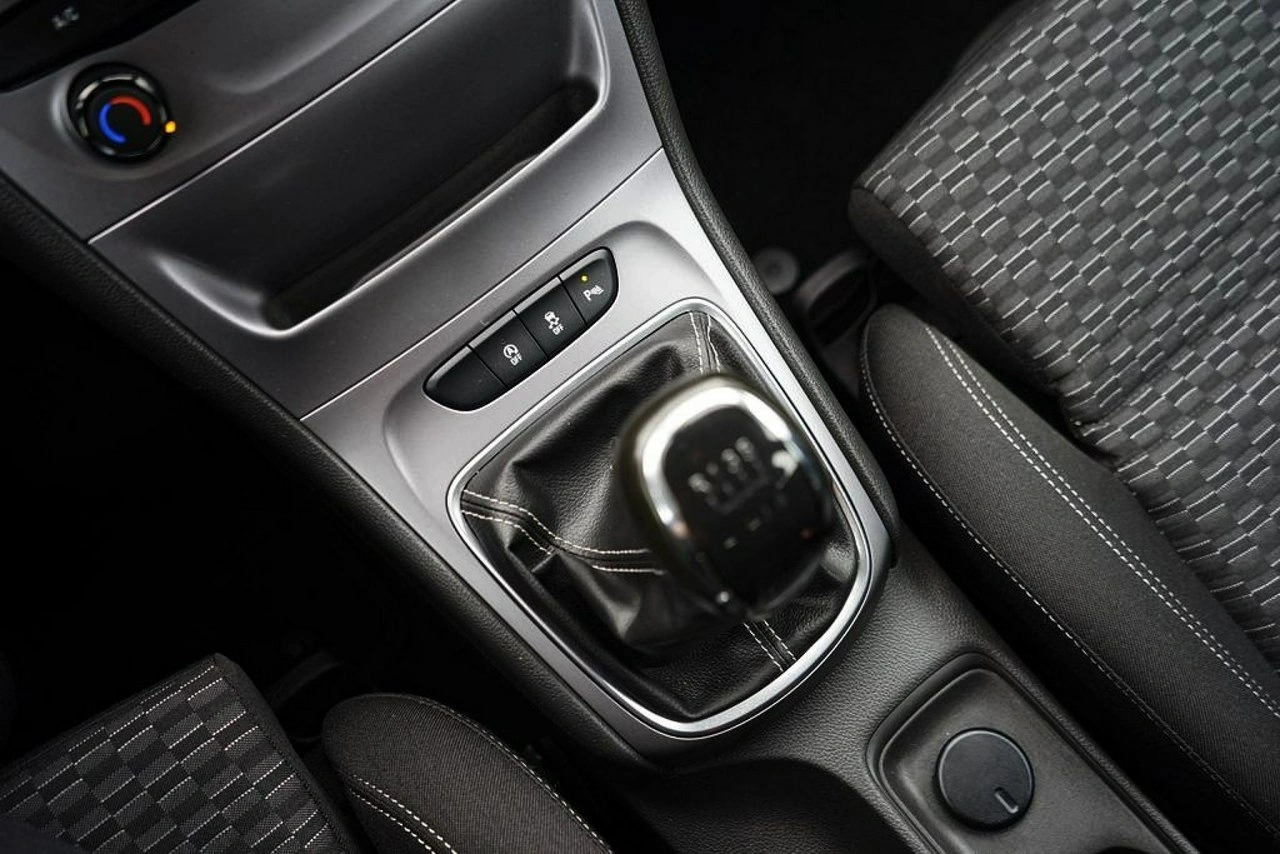 Opel Astra - Zdjęcie 26