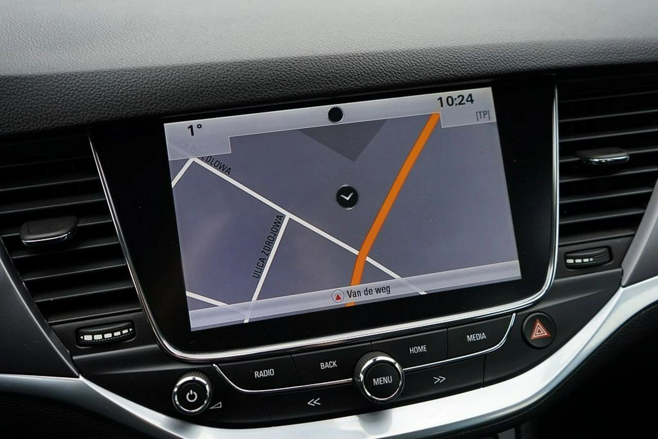 Opel Astra - Zdjęcie 28