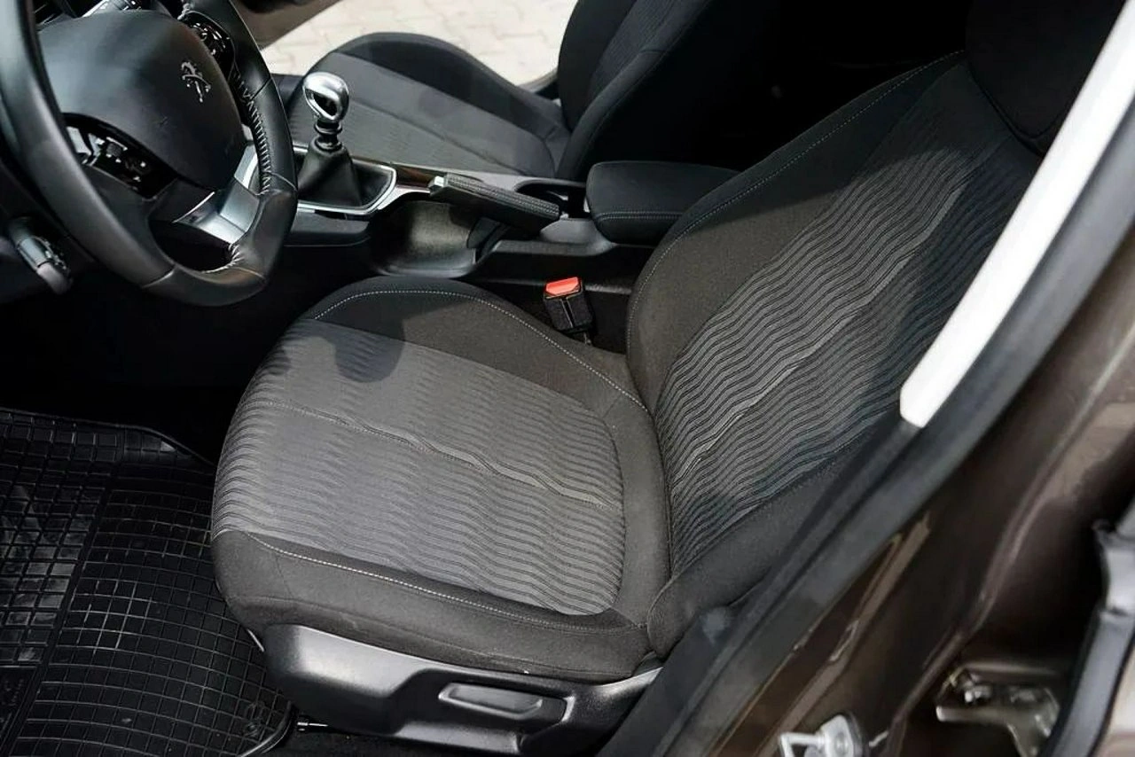 Peugeot 308 - Zdjęcie 11