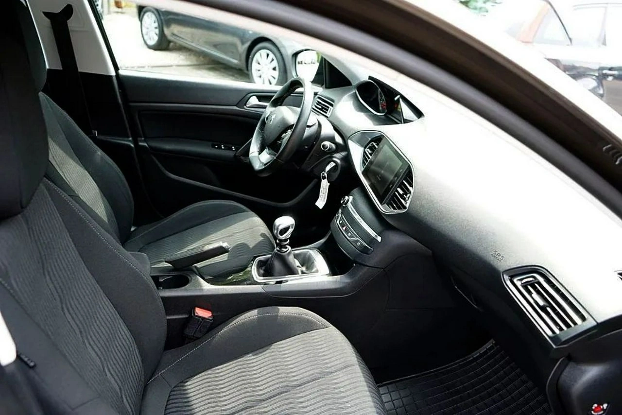 Peugeot 308 - Zdjęcie 18