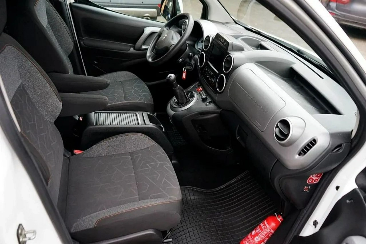 Peugeot Partner - Zdjęcie 14