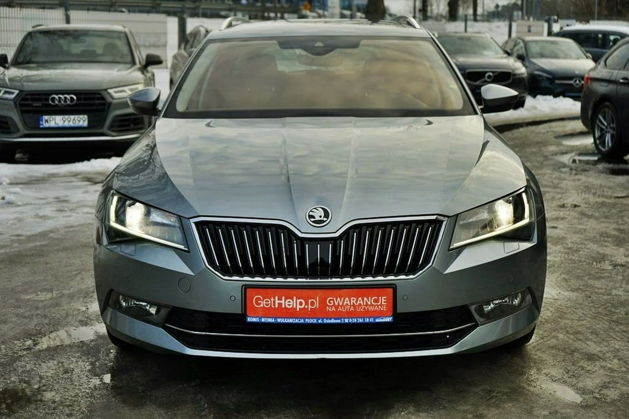 Skoda Superb - Zdjęcie 10