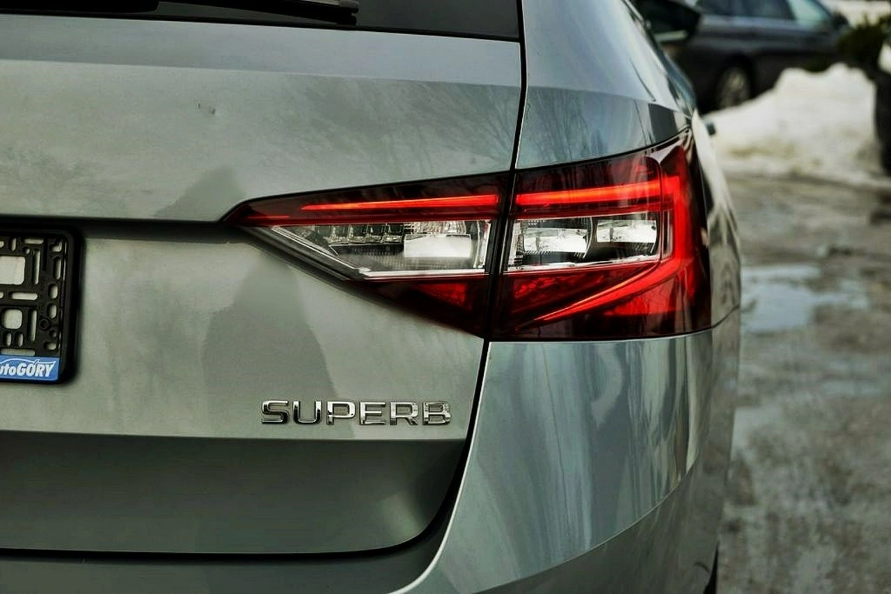 Skoda Superb - Zdjęcie 15