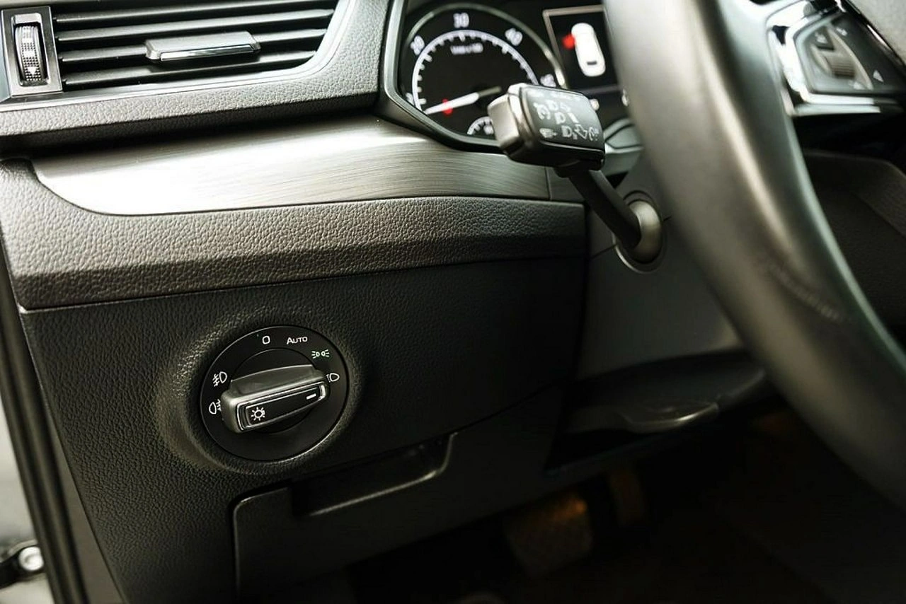 Skoda Superb - Zdjęcie 27