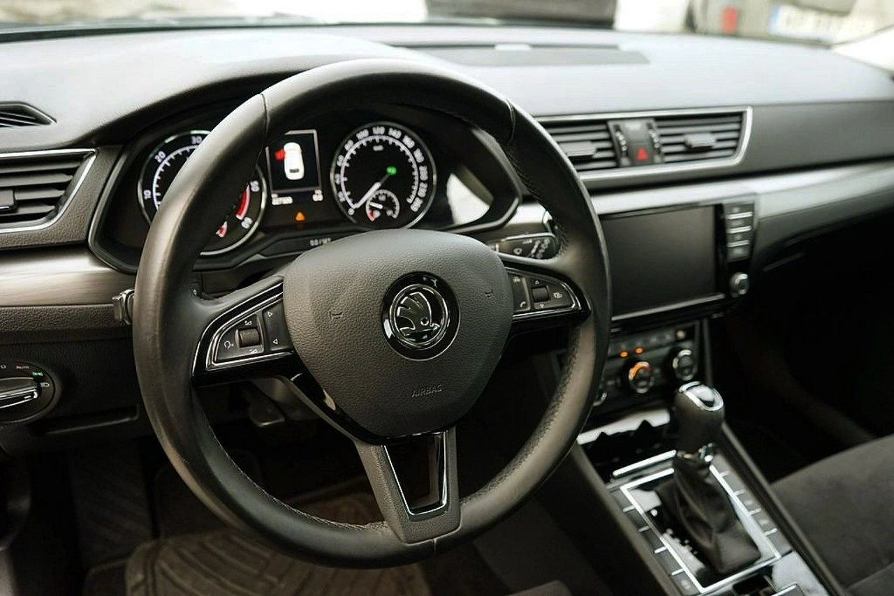 Skoda Superb - Zdjęcie 28