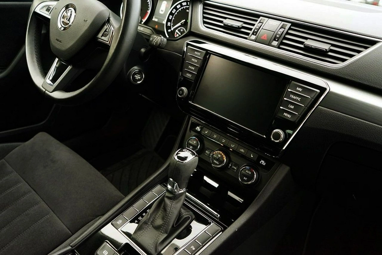 Skoda Superb - Zdjęcie 32