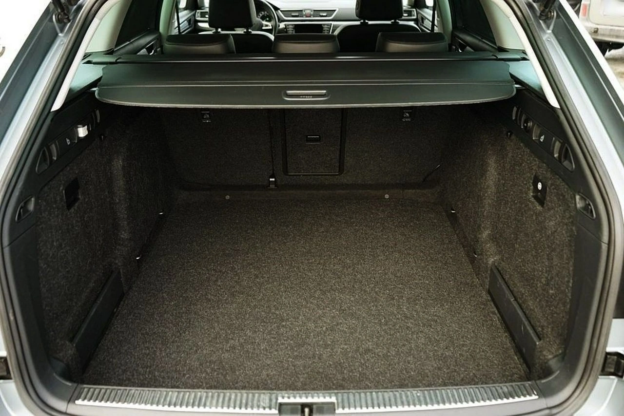 Skoda Superb - Zdjęcie 38