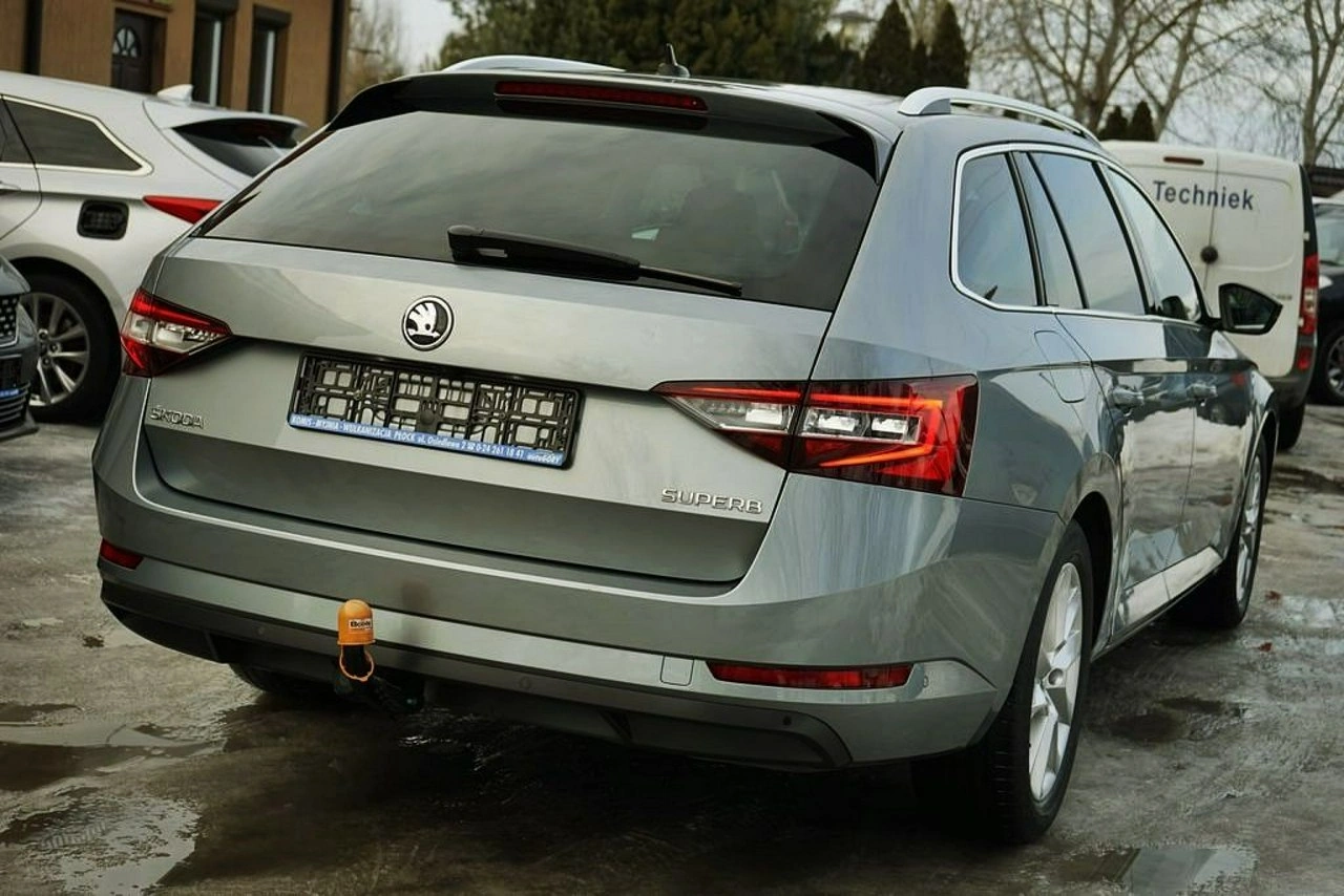 Skoda Superb - Zdjęcie 5