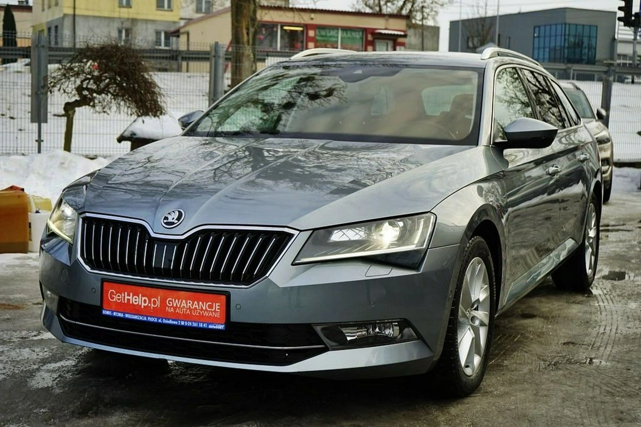 Skoda Superb - Zdjęcie 9