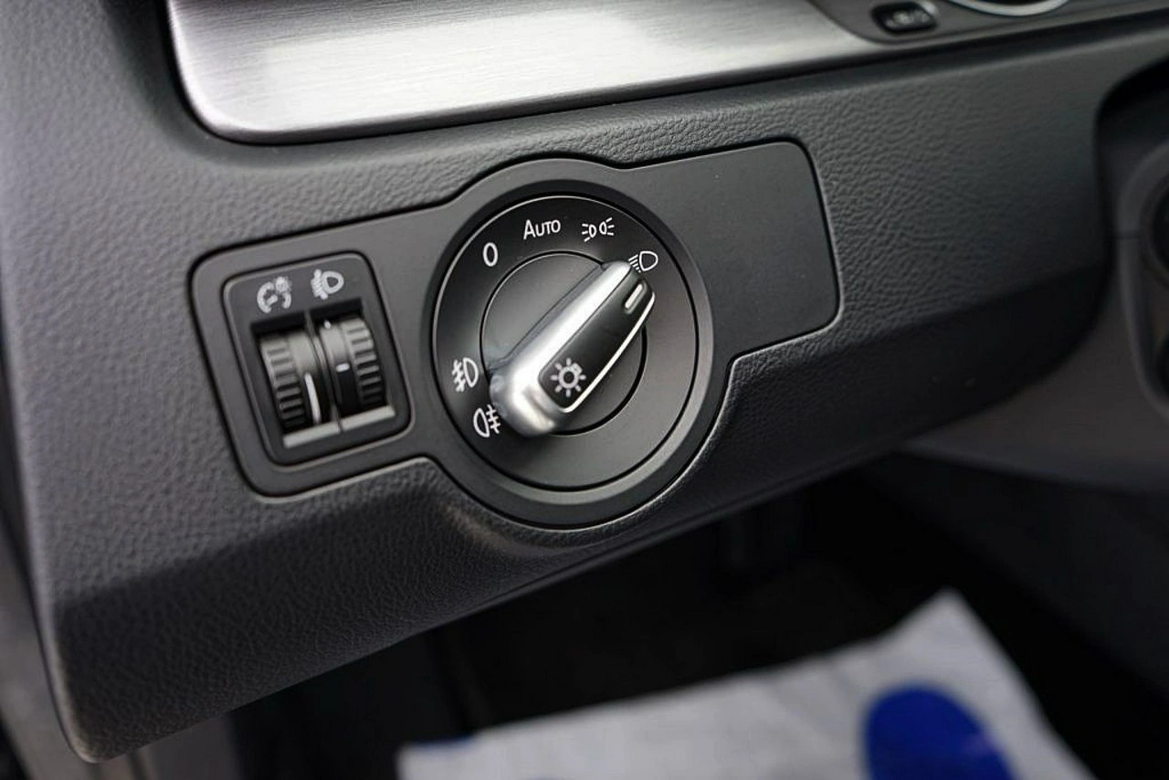 Volkswagen Passat - Zdjęcie 26