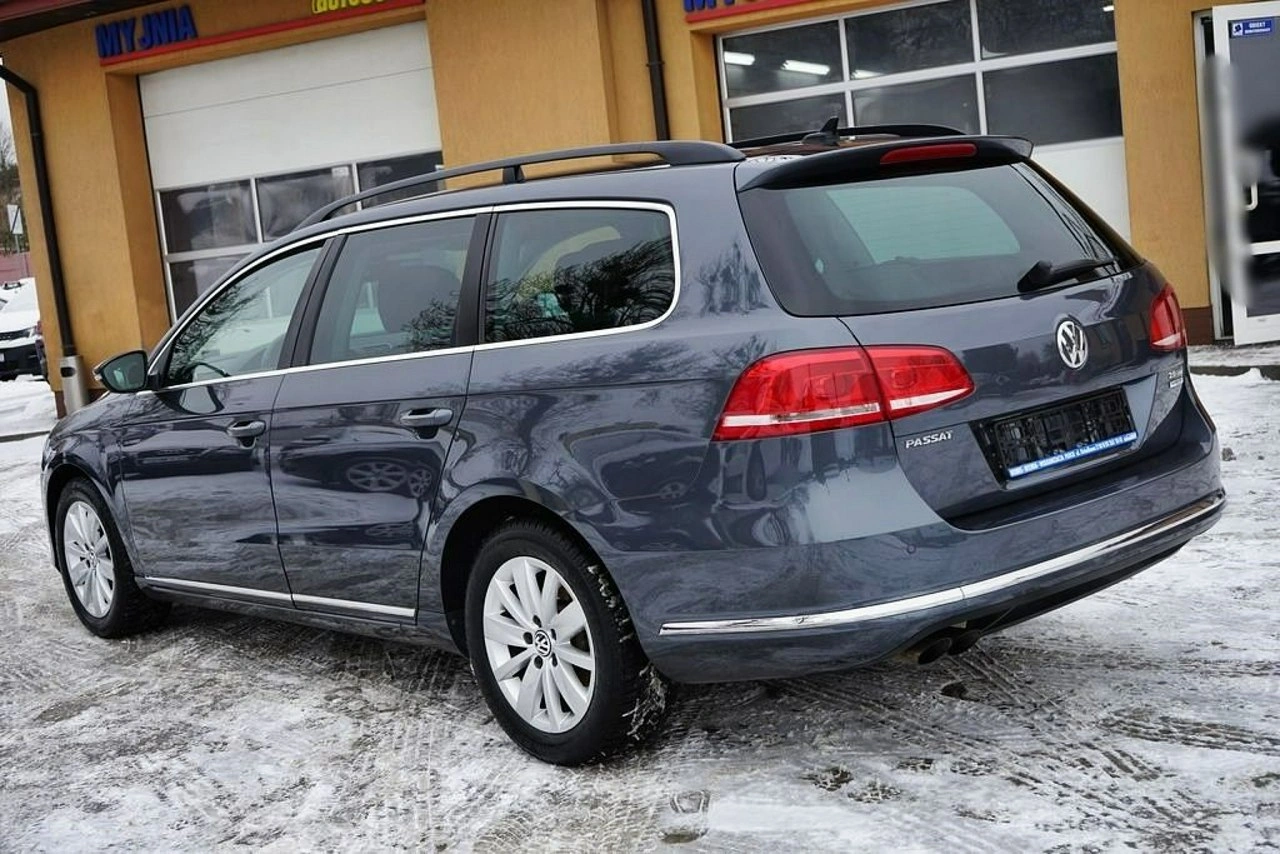 Volkswagen Passat - Zdjęcie 2
