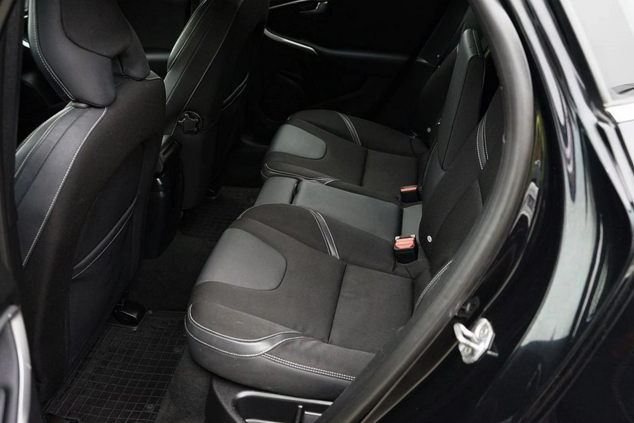 Volvo V40 - Zdjęcie 12