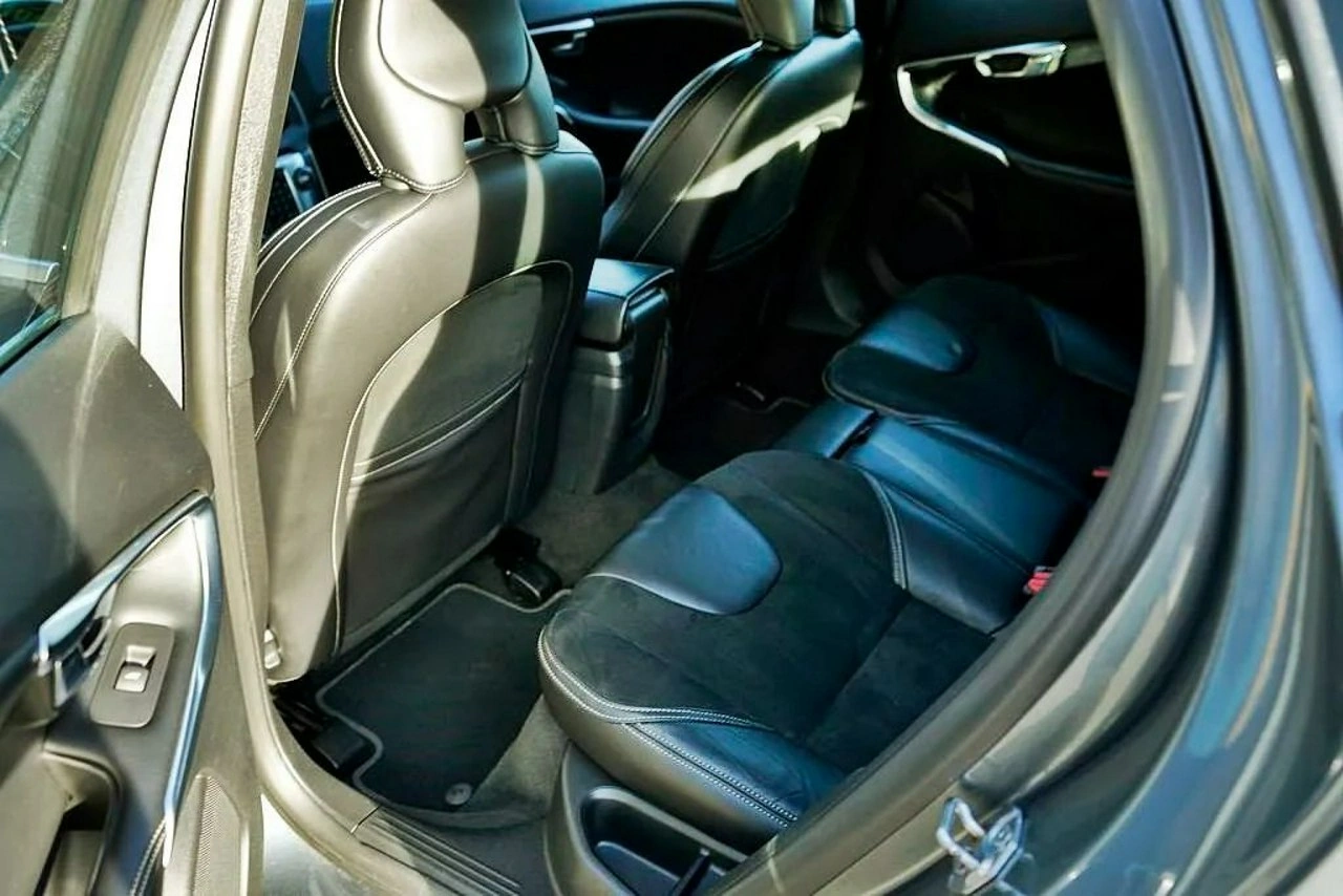 Volvo V40 - Zdjęcie 12