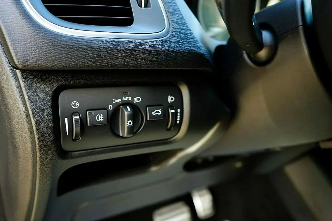 Volvo V40 - Zdjęcie 15