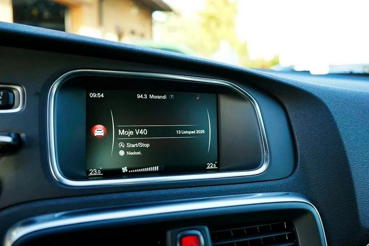 Volvo V40 - Zdjęcie 20