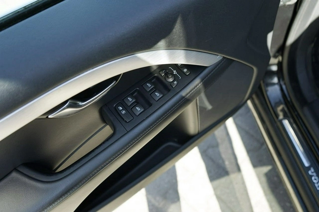 Volvo V70 - Zdjęcie 15