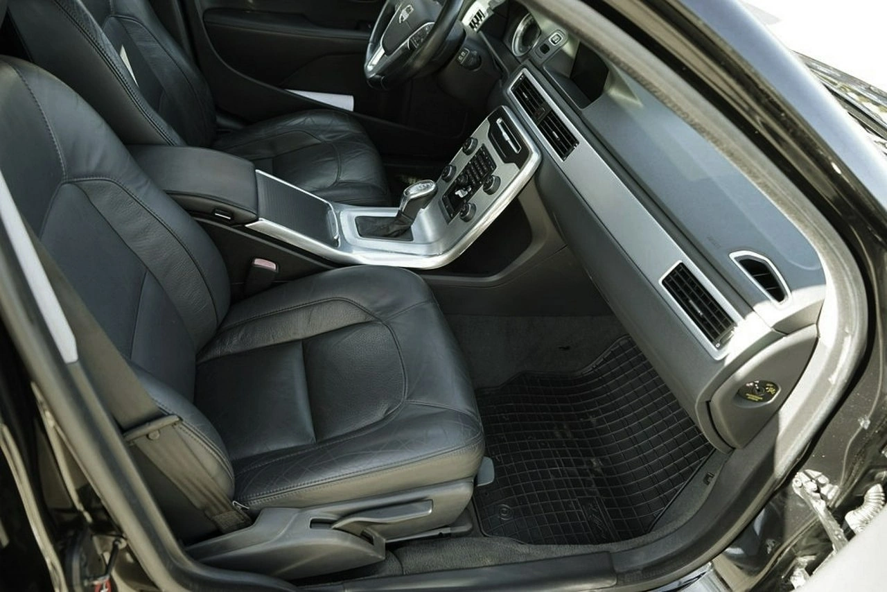 Volvo V70 - Zdjęcie 18
