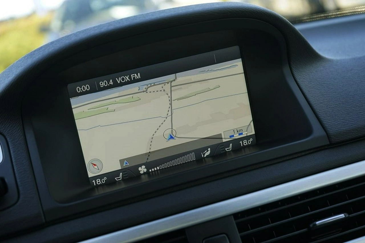 Volvo V70 - Zdjęcie 31