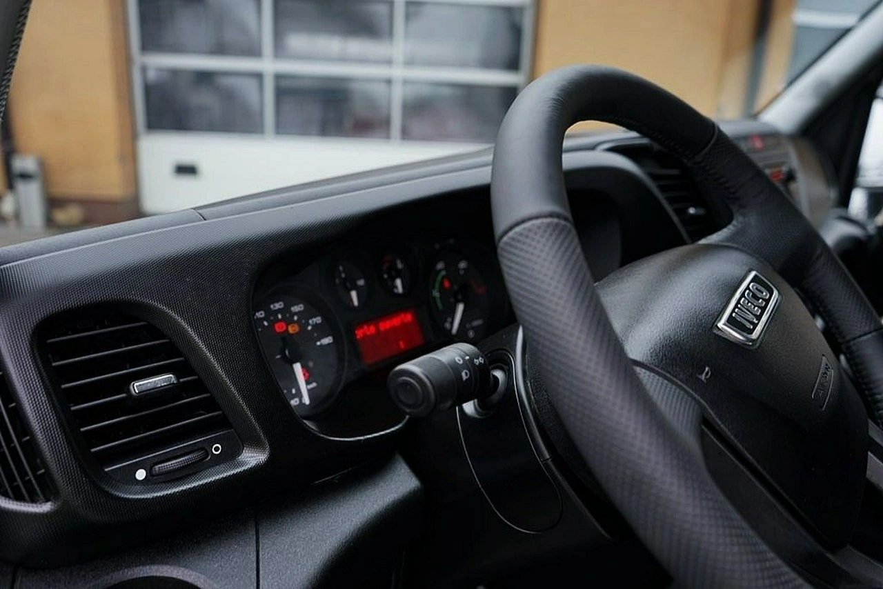 Iveco Daily - Zdjęcie 15