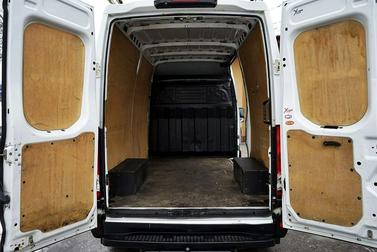 Iveco Daily - Zdjęcie 20
