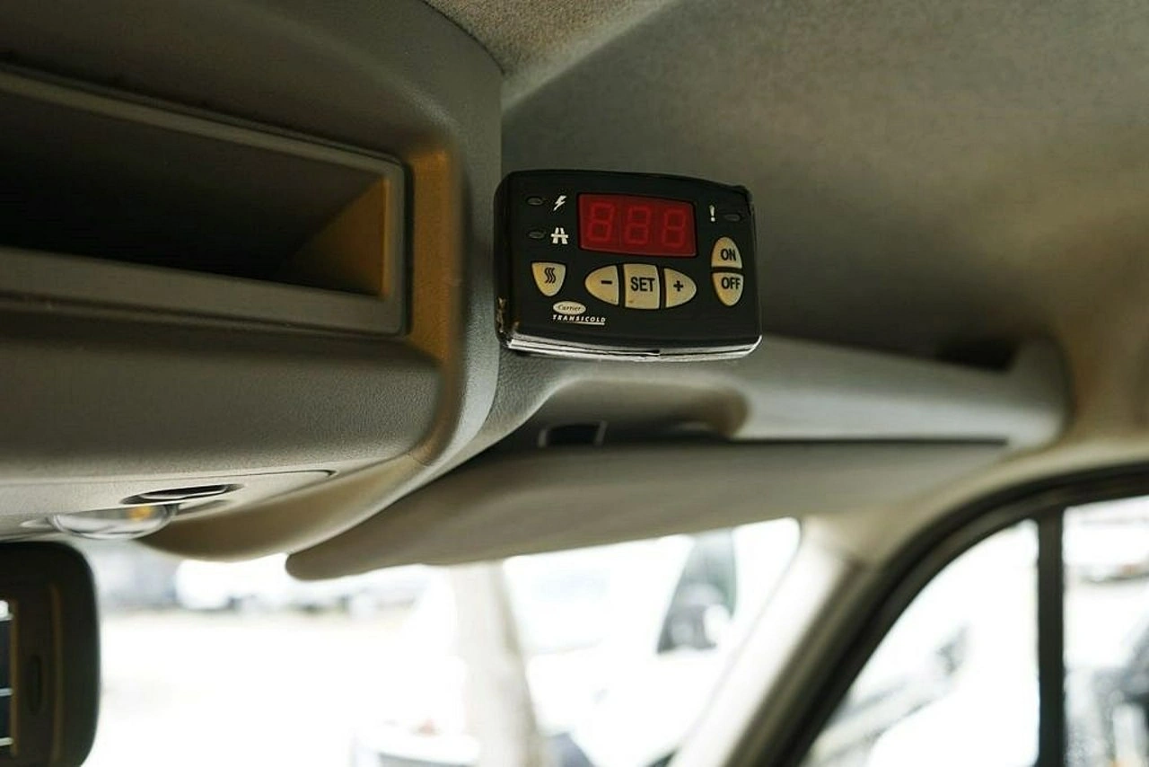 Opel Movano - Zdjęcie 20