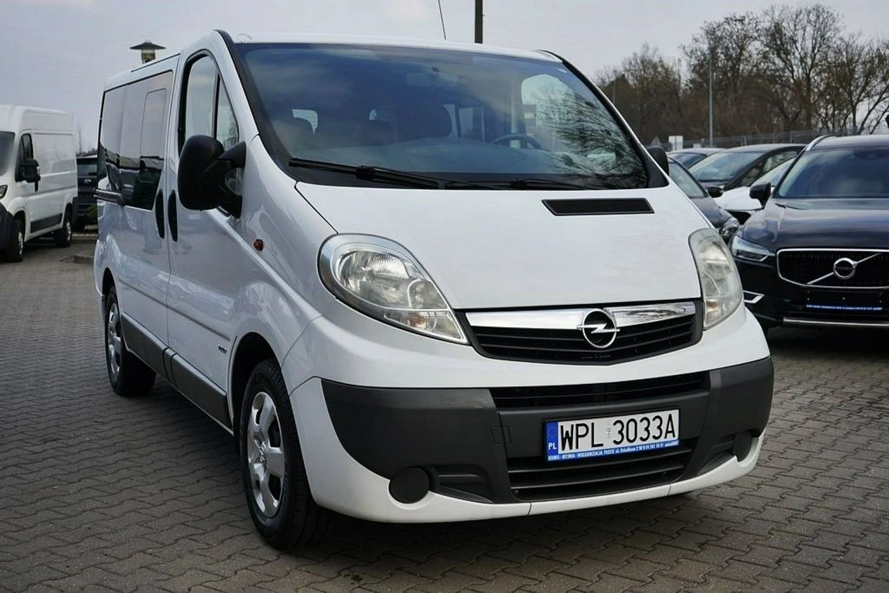 Opel Vivaro - Zdjęcie 11