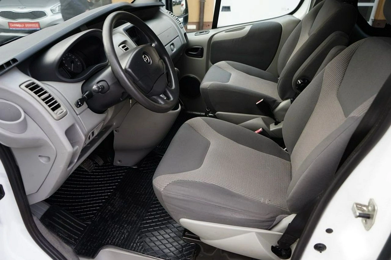 Opel Vivaro - Zdjęcie 16