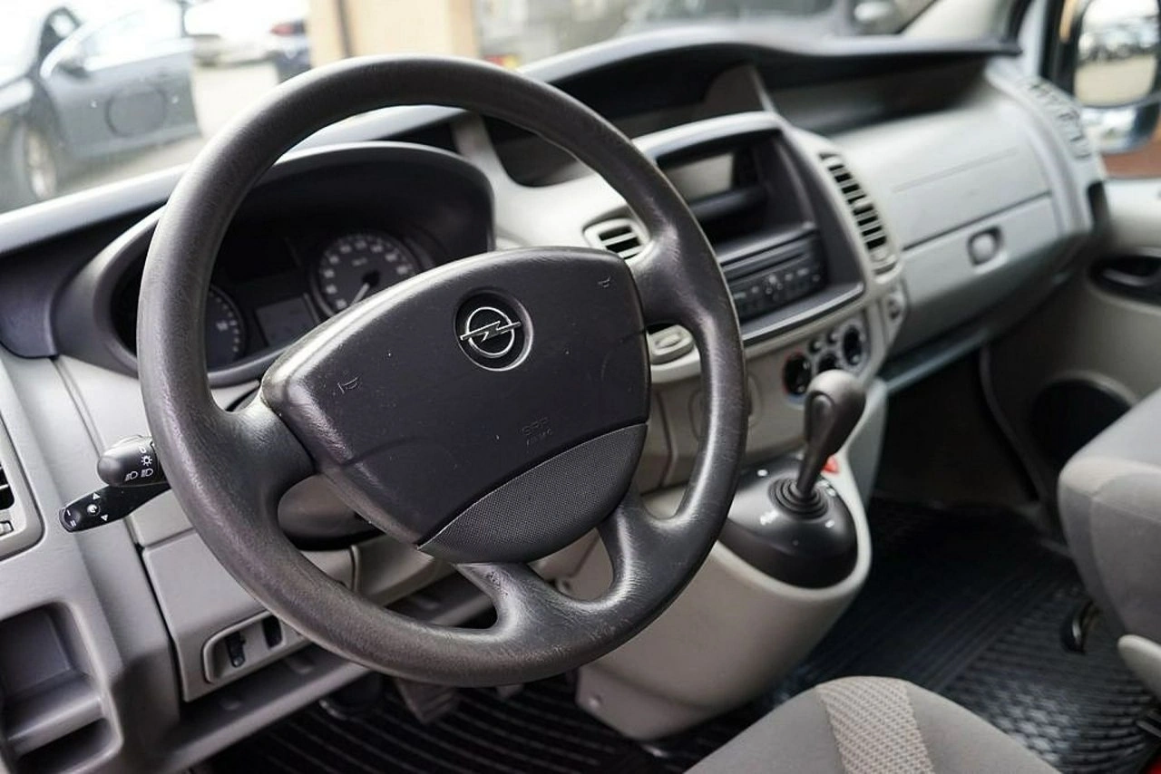 Opel Vivaro - Zdjęcie 22