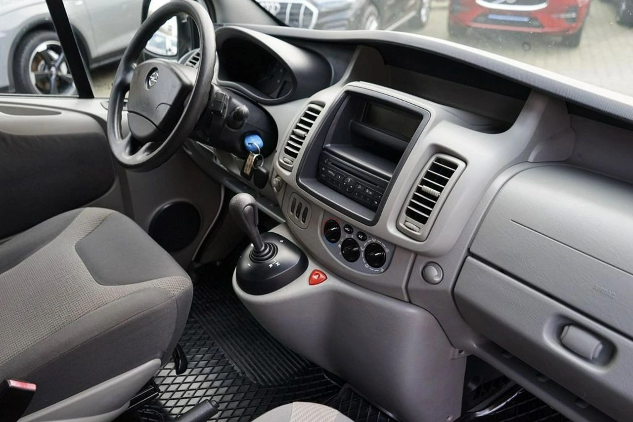 Opel Vivaro - Zdjęcie 27