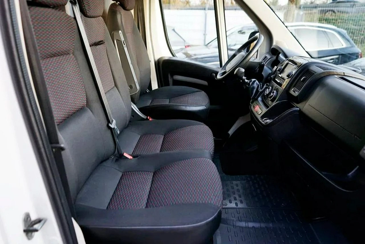 Peugeot Boxer - Zdjęcie 9