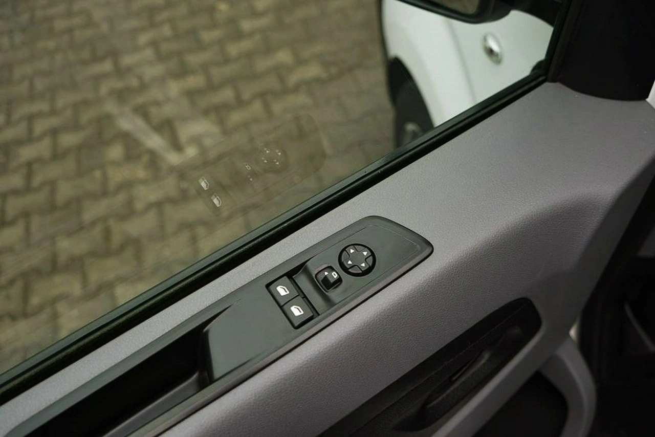 Peugeot Expert - Zdjęcie 15
