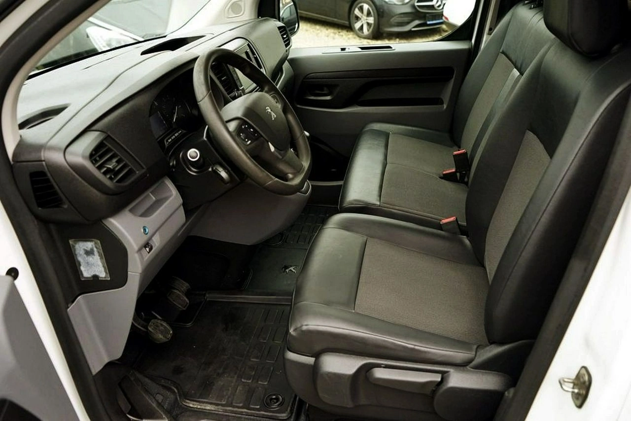 Peugeot Expert - Zdjęcie 16